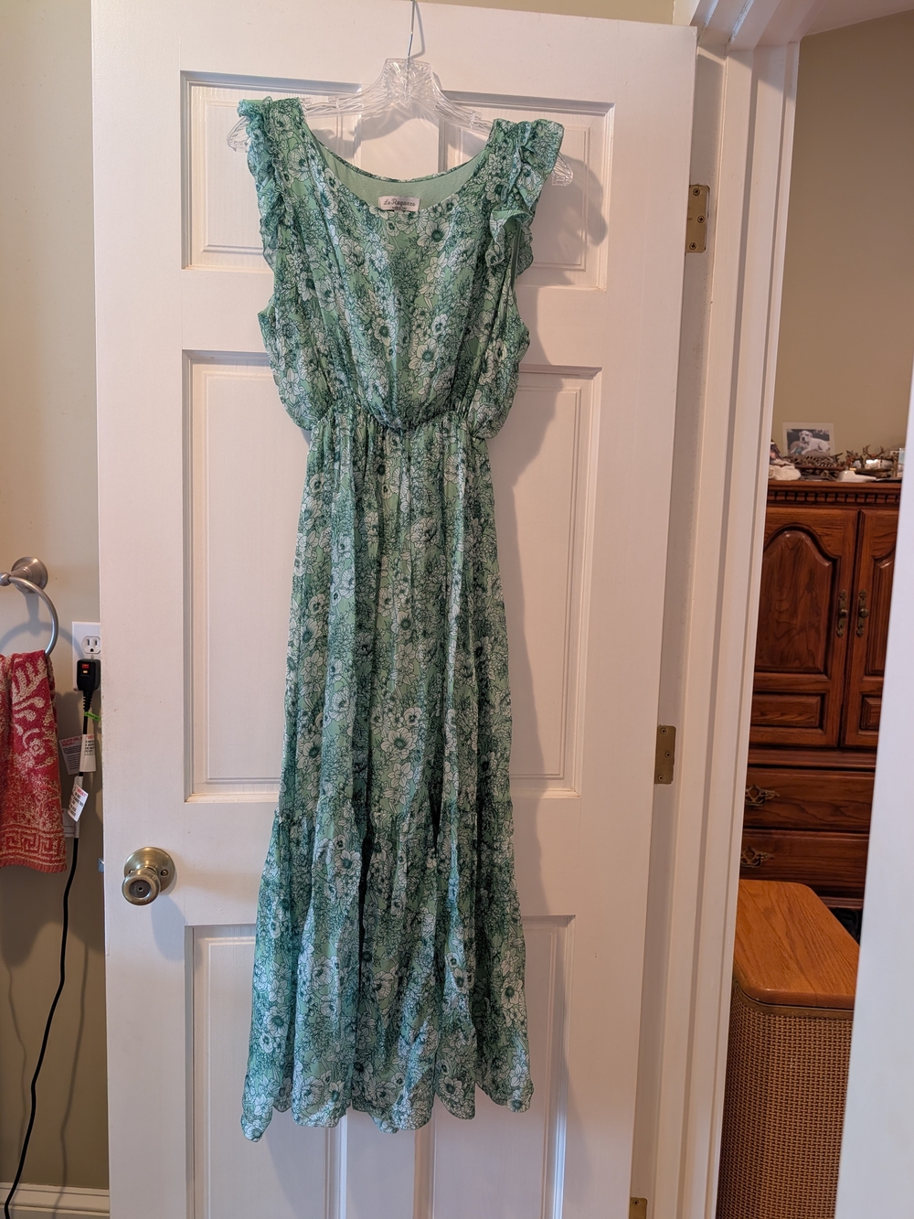 Green Floral Silk-blend Maxi Dress with Ruffle Shoulders